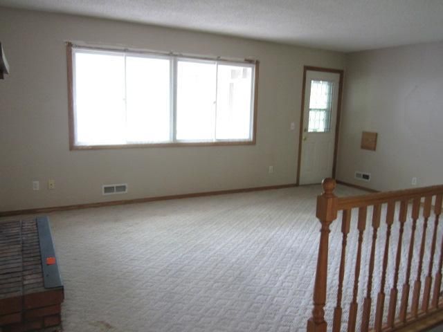 1064 273rd Avenue NE, Isanti, MN 55040