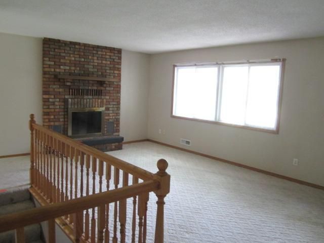 1064 273rd Avenue NE, Isanti, MN 55040
