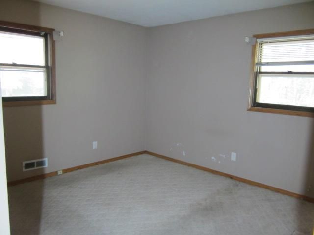 1064 273rd Avenue NE, Isanti, MN 55040