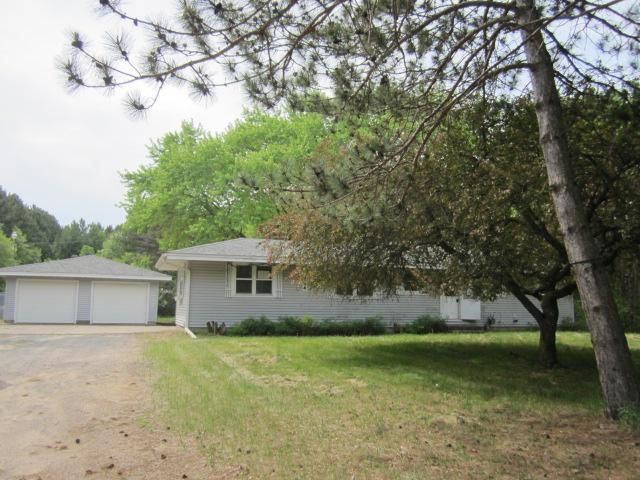 1064 273rd Avenue NE, Isanti, MN 55040