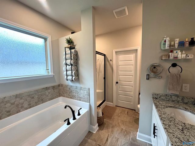153 Gardencove Circle, Huntsville, AL 35810