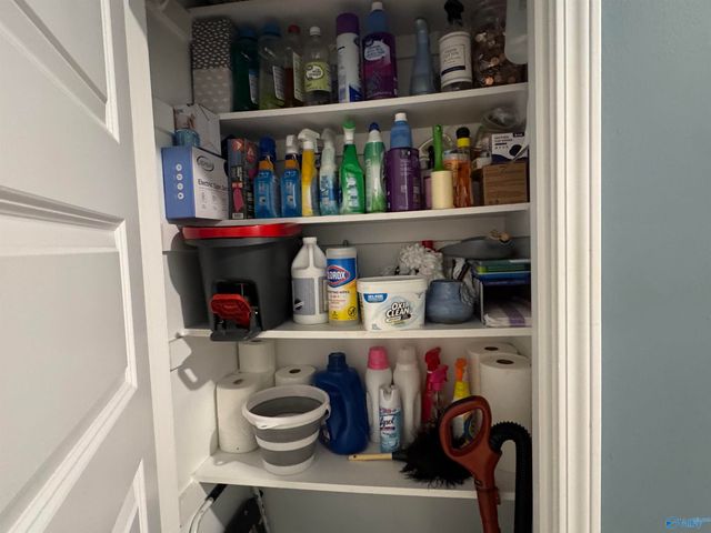 153 Gardencove Circle, Huntsville, AL 35810