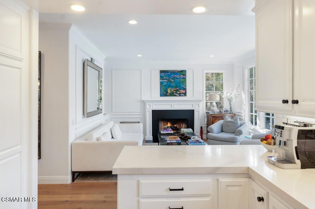 Image 18 of property listing at 2442 Swanfield Court, Westlake Village, CA 91361