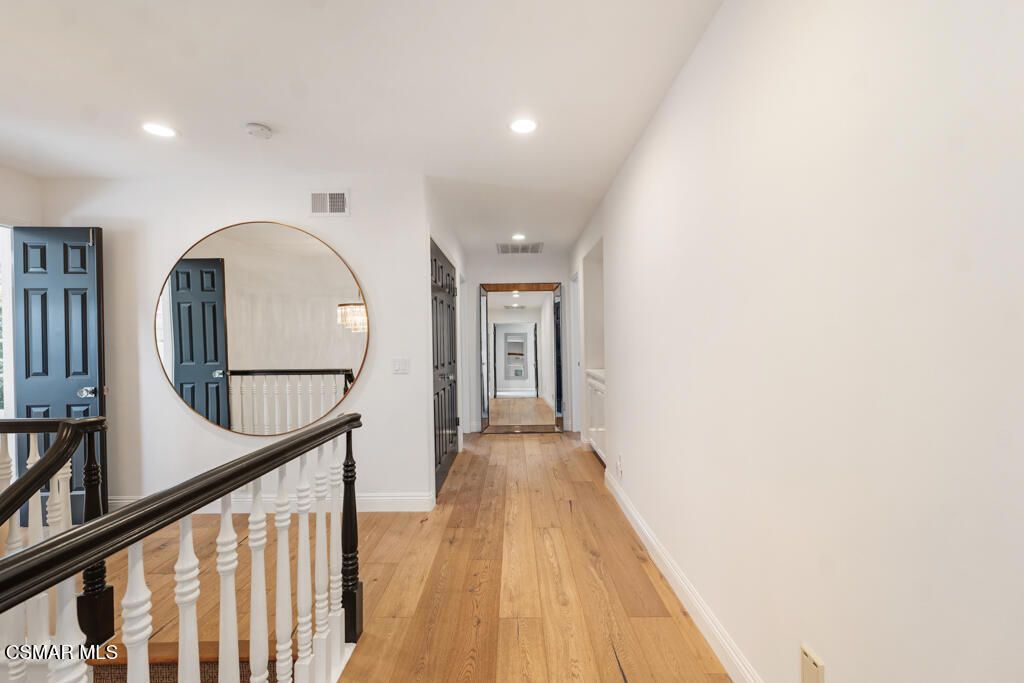 Image 24 of property listing at 2442 Swanfield Court, Westlake Village, CA 91361