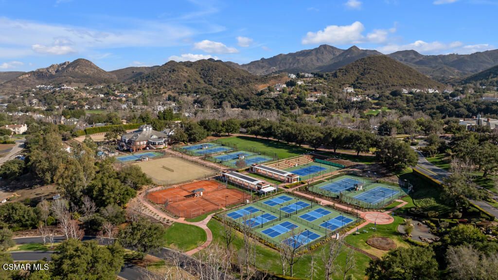 Image 45 of property listing at 2442 Swanfield Court, Westlake Village, CA 91361