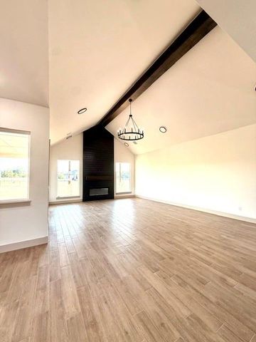 4533 Raymond Lane, Guthrie, OK 73044