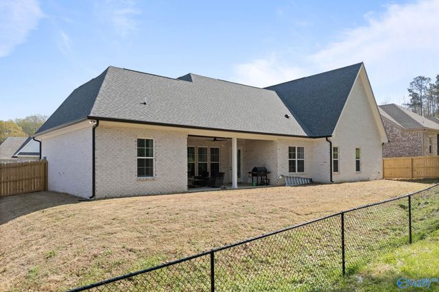 90 Tumbleweed Drive, Guntersville, AL 35976