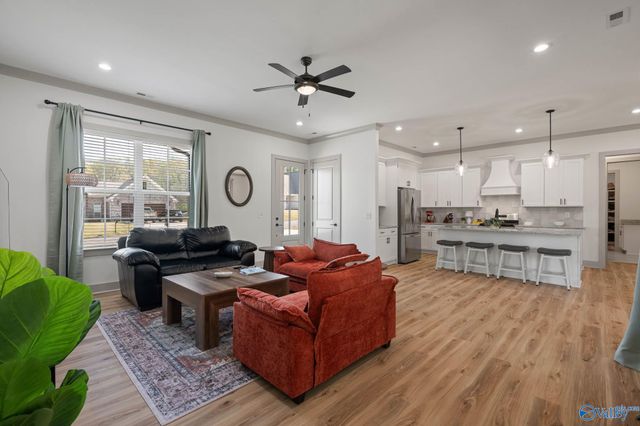 90 Tumbleweed Drive, Guntersville, AL 35976
