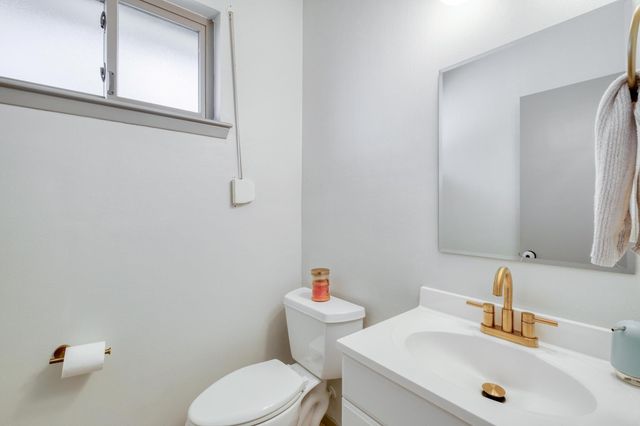 6600 Skycrest DR, Austin, TX 78745