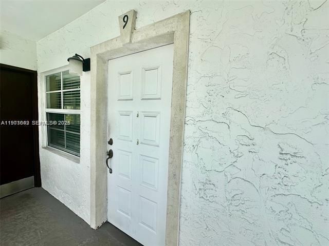 924 SE 2nd St 9, Fort Lauderdale, FL 33301