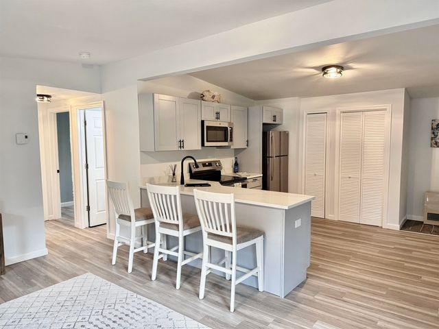 5 Nottingwood Lane, Merrimack, NH 03054