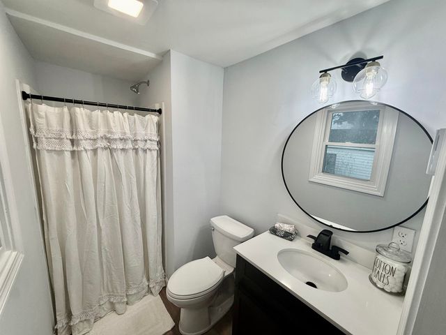 5 Nottingwood Lane, Merrimack, NH 03054