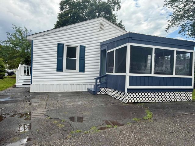 5 Nottingwood Lane, Merrimack, NH 03054