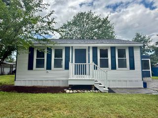 5 Nottingwood Lane, Merrimack, NH 03054