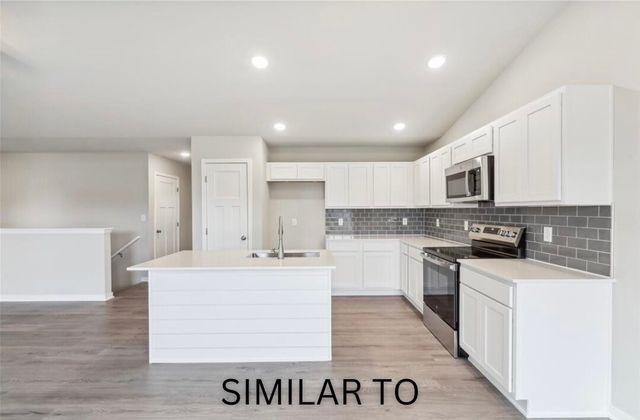 100 Canyon Drive, Norwalk, IA 50211