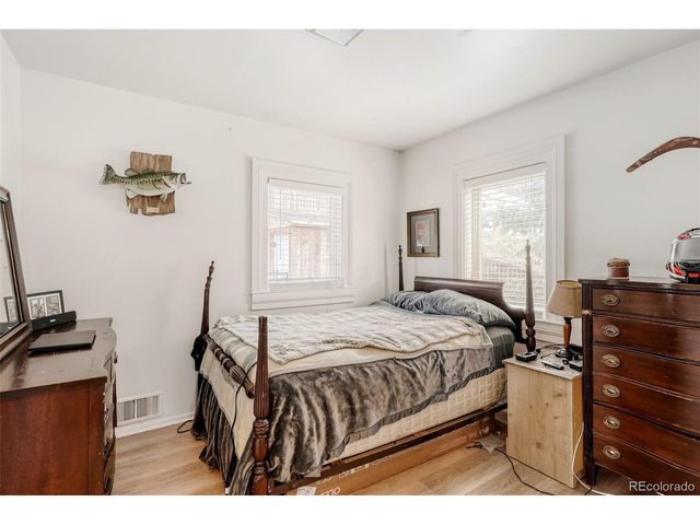26207 S End Rd, Kittredge, CO 80457