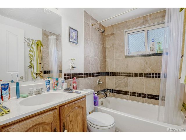 26207 S End Rd, Kittredge, CO 80457