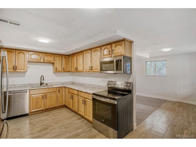 26207 S End Rd, Kittredge, CO 80457