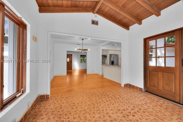 5111 Maggiore St, Coral Gables, FL 33146