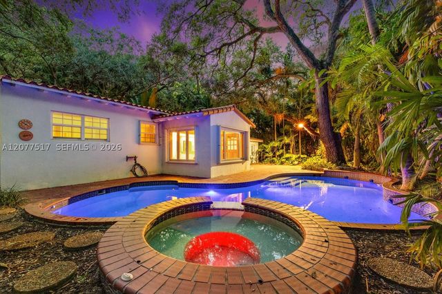 5111 Maggiore St, Coral Gables, FL 33146