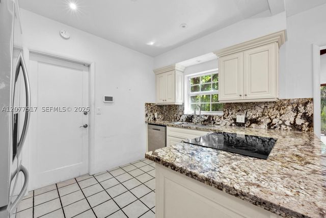 5111 Maggiore St, Coral Gables, FL 33146