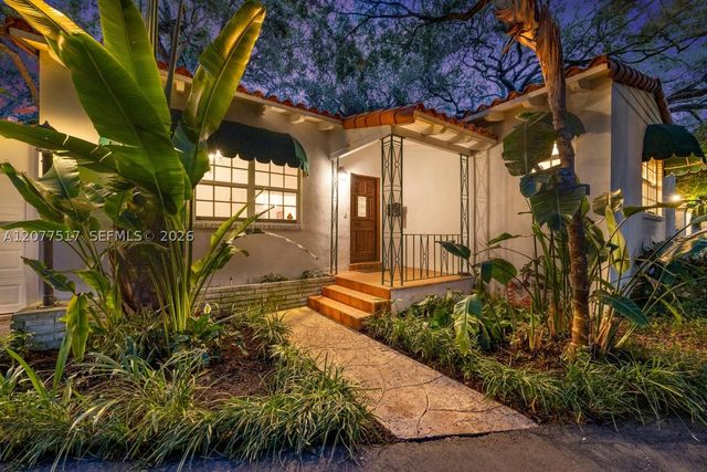 5111 Maggiore St, Coral Gables, FL 33146