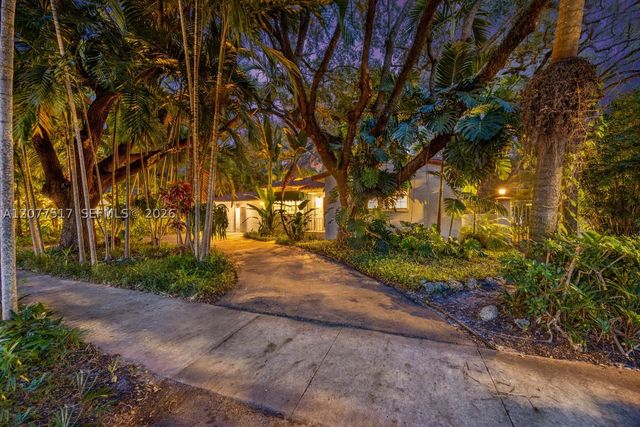 5111 Maggiore St, Coral Gables, FL 33146