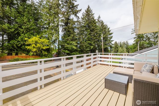 3234 Rocky Point Road NW, Bremerton, WA 98312