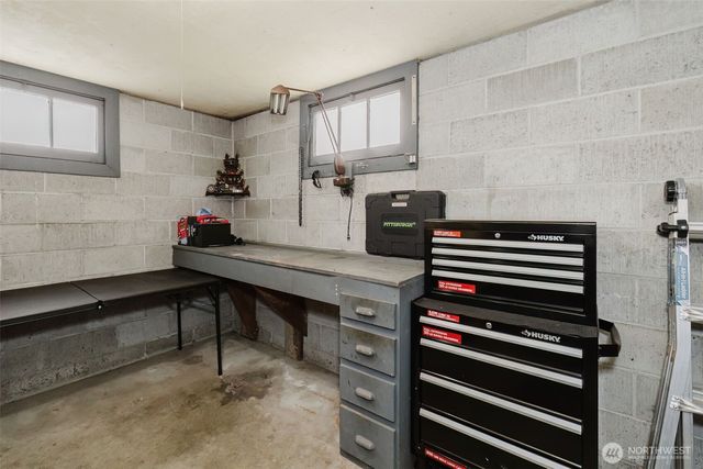 3234 Rocky Point Road NW, Bremerton, WA 98312