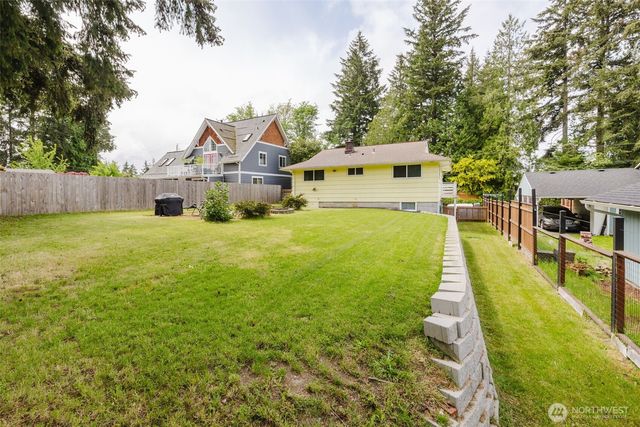3234 Rocky Point Road NW, Bremerton, WA 98312