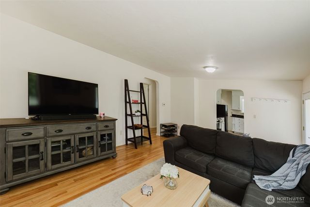 3234 Rocky Point Road NW, Bremerton, WA 98312