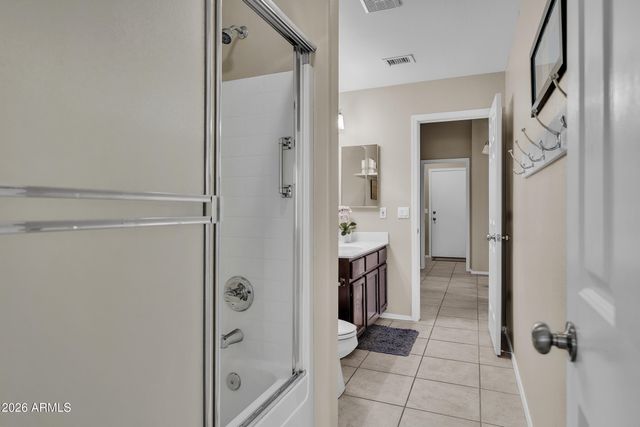 6150 E ROLAND Street, Mesa, AZ 85215