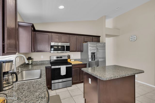 6150 E ROLAND Street, Mesa, AZ 85215