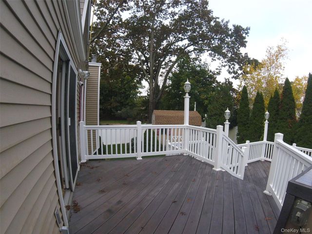 3 Crown Street, Port Jefferson Station, NY 11776