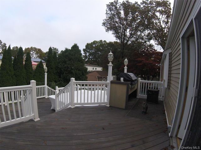 3 Crown Street, Port Jefferson Station, NY 11776