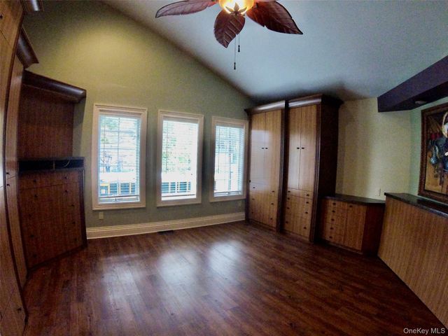 3 Crown Street, Port Jefferson Station, NY 11776