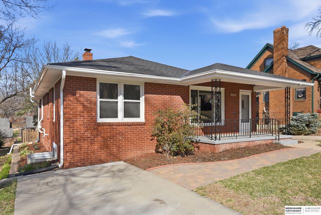 2510 N 51st Street, Omaha, NE 68104