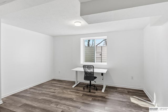 2510 N 51st Street, Omaha, NE 68104