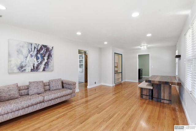 2510 N 51st Street, Omaha, NE 68104