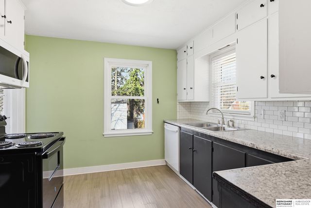 2510 N 51st Street, Omaha, NE 68104