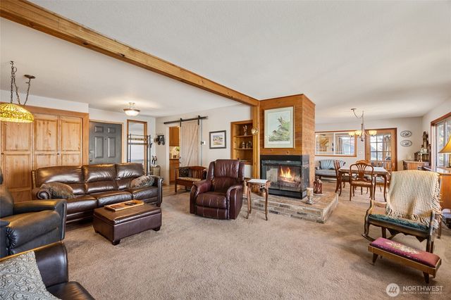 4190 NE Shorecrest Drive, Moses Lake, WA 98837