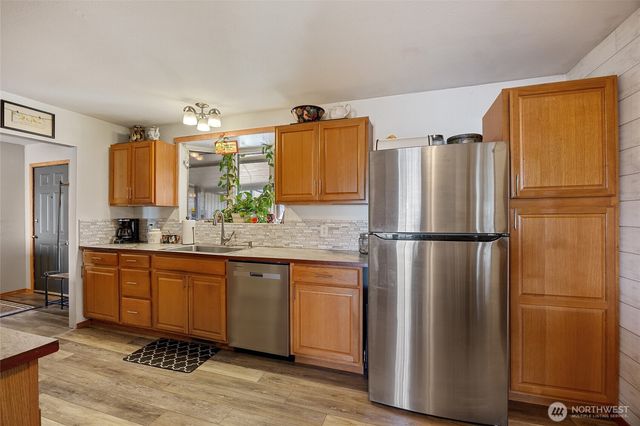 4190 NE Shorecrest Drive, Moses Lake, WA 98837