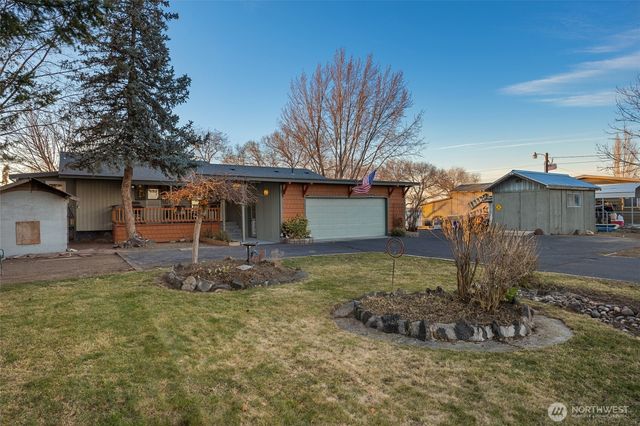 4190 NE Shorecrest Drive, Moses Lake, WA 98837