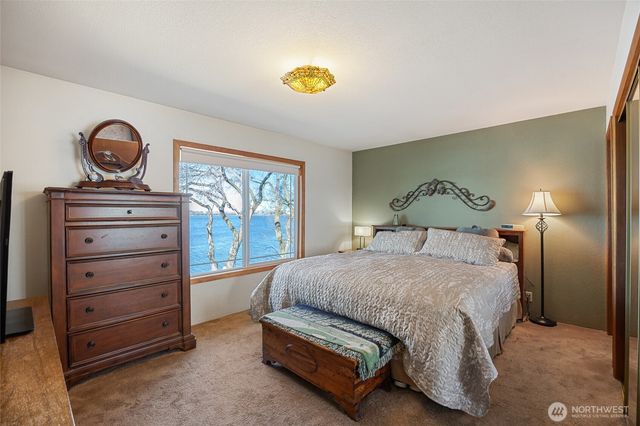 4190 NE Shorecrest Drive, Moses Lake, WA 98837