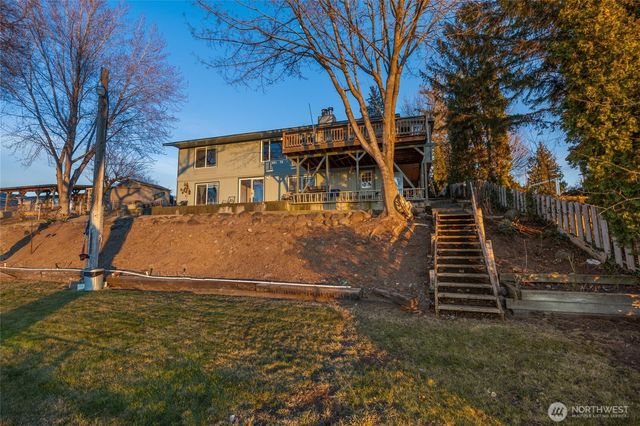 4190 NE Shorecrest Drive, Moses Lake, WA 98837