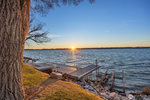 4190 NE Shorecrest Drive, Moses Lake, WA 98837