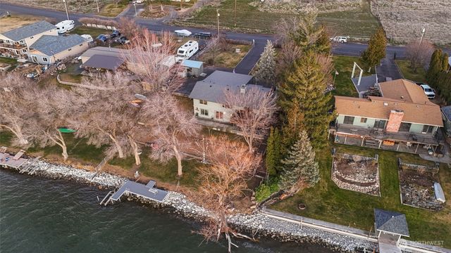 4190 NE Shorecrest Drive, Moses Lake, WA 98837