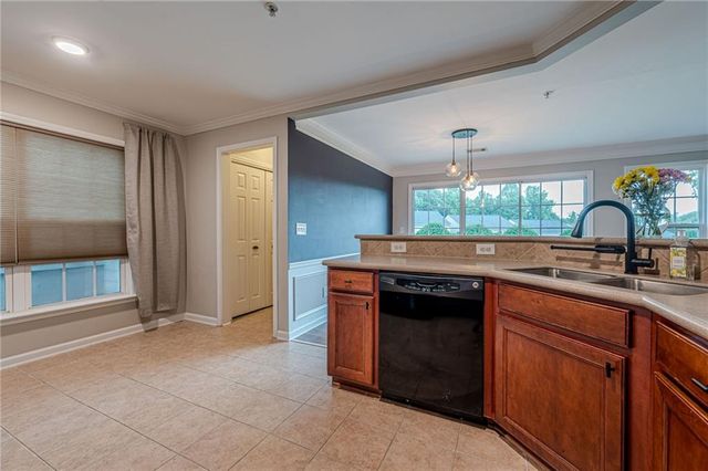 300 Balaban Circle, Woodstock, GA 30188