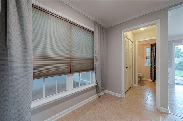 300 Balaban Circle, Woodstock, GA 30188