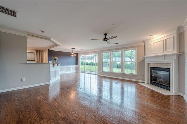 300 Balaban Circle, Woodstock, GA 30188